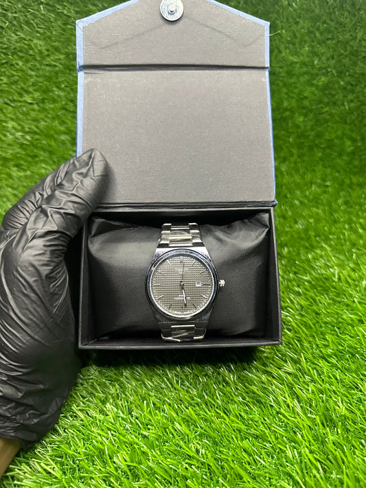 Tissot Analog Men’s Watch – Stainless Steel Chain Strap
